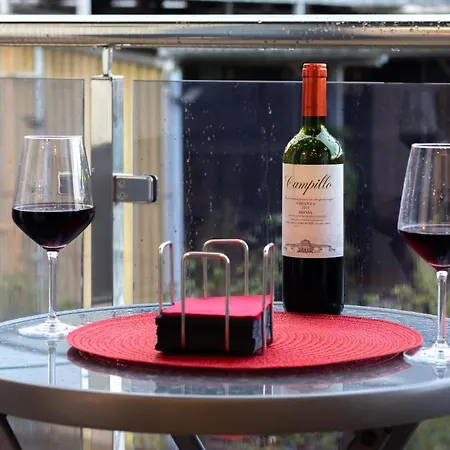 El Toison De Oro 22 Garaje Gratis