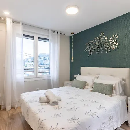 El Toison De Oro 22 Garaje Gratis *