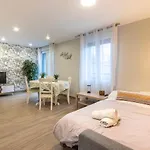 El Toison De Oro 22 Garaje Gratis