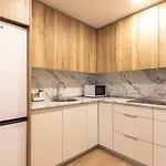 El Toison De Oro 22 Garaje Gratis *